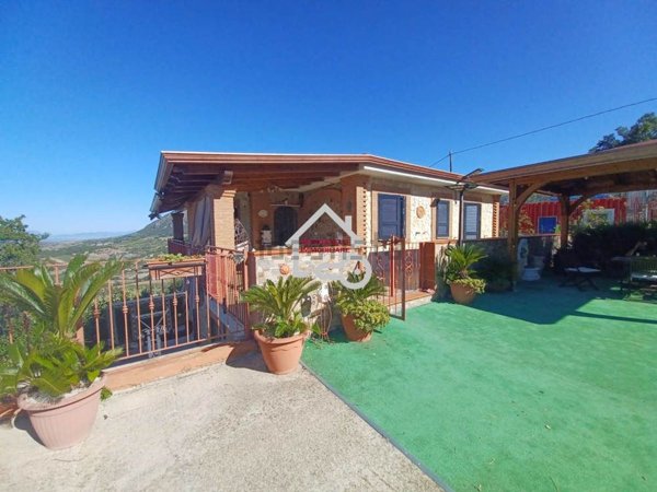 casa indipendente in vendita a Giungano