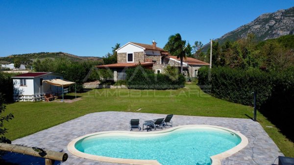 casa indipendente in vendita a Giungano