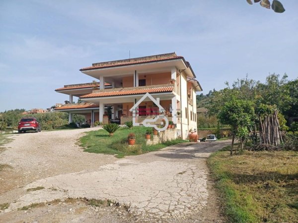 appartamento in vendita a Giungano