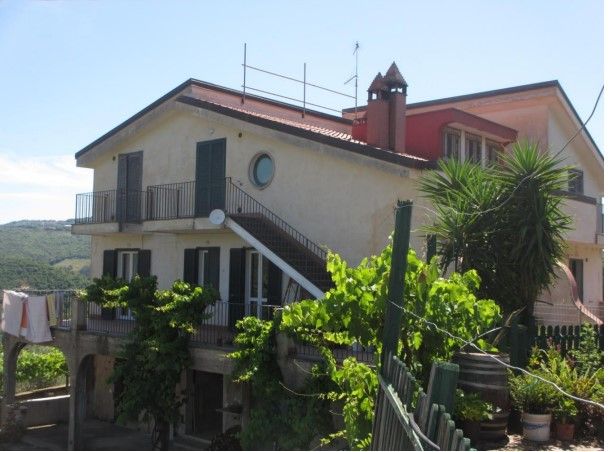 appartamento in vendita a Giungano