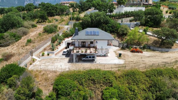 casa indipendente in vendita a Giungano