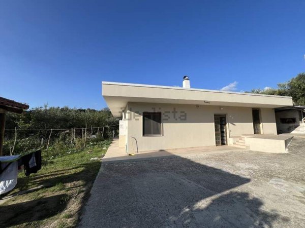 casa indipendente in vendita a Giungano