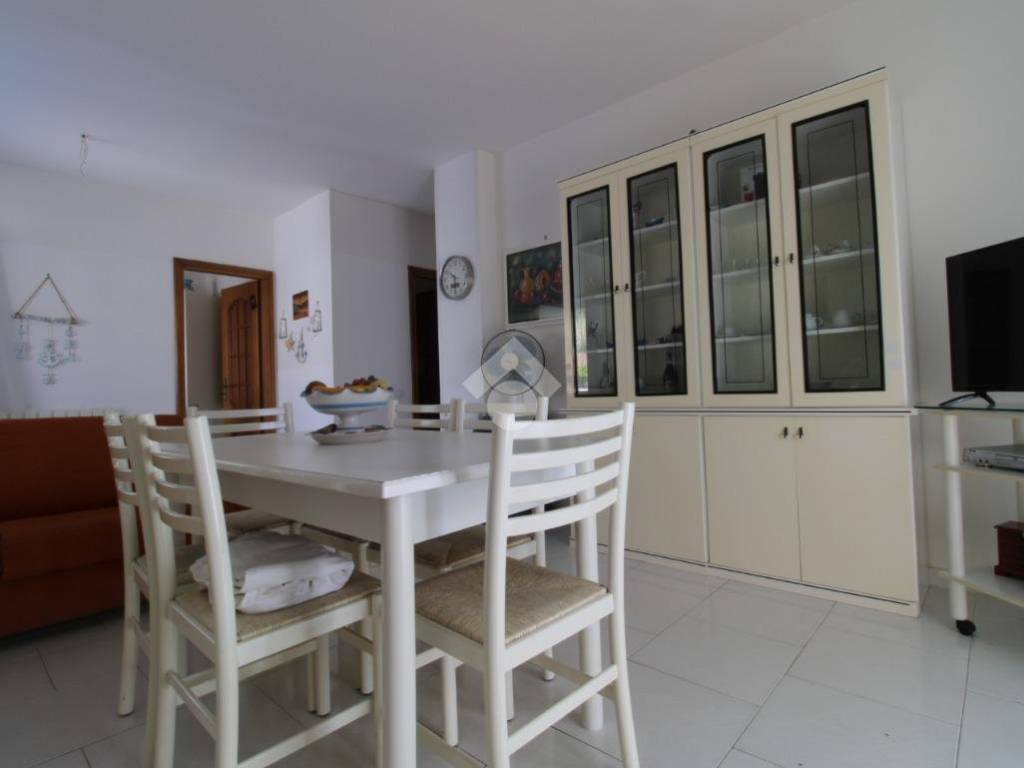 appartamento in vendita ad Ispani in zona Capitello