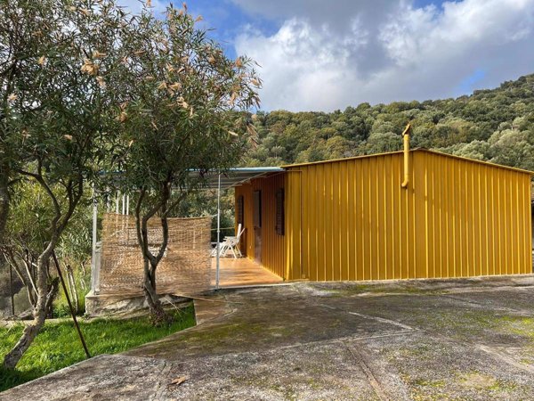 casa indipendente in vendita ad Ispani in zona Capitello