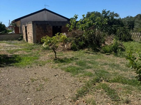 casa indipendente in vendita ad Ispani