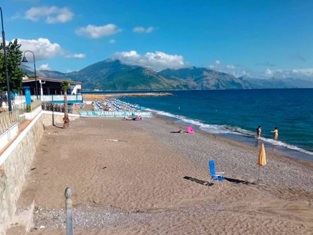 casa indipendente in vendita ad Ispani in zona Capitello