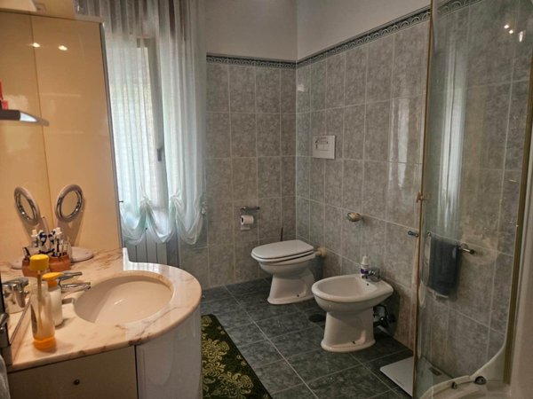 appartamento in vendita ad Ispani in zona Capitello