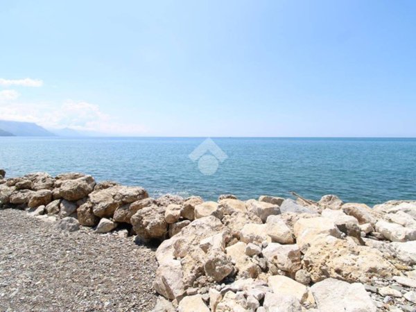 appartamento in vendita ad Ispani in zona Capitello