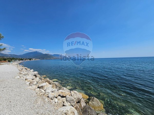 appartamento in vendita ad Ispani in zona Capitello