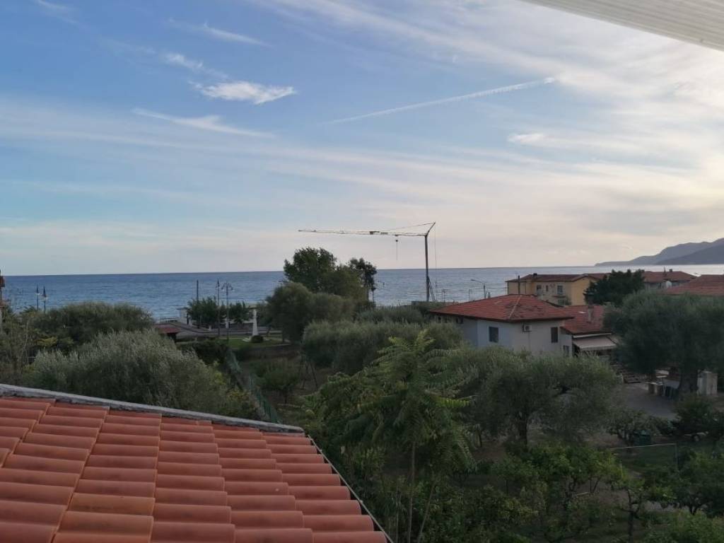 casa indipendente in vendita ad Ispani in zona Capitello