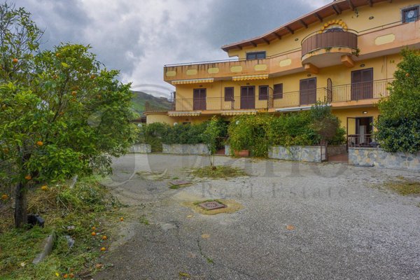 appartamento in vendita a Laureana Cilento
