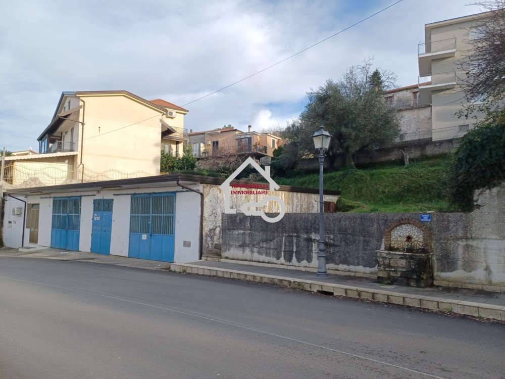 appartamento in vendita a Laureana Cilento