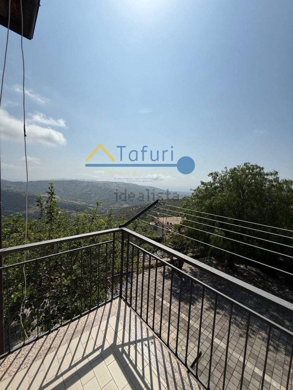 appartamento in vendita a Laureana Cilento