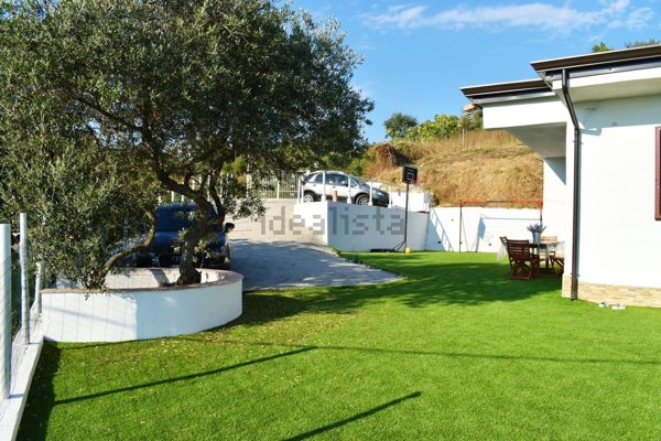 appartamento in vendita a Laureana Cilento