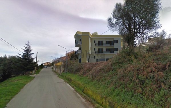 terreno edificabile in vendita a Laureana Cilento