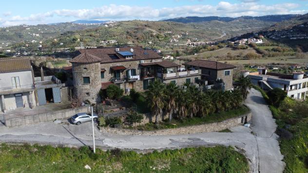 appartamento in vendita a Laureana Cilento