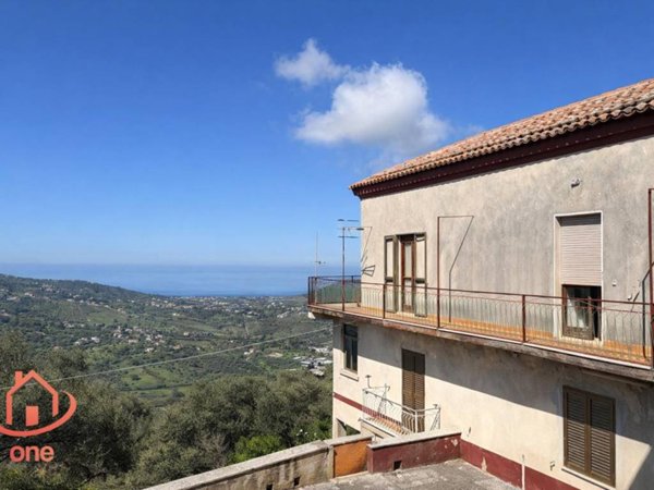 appartamento in vendita a Laureana Cilento