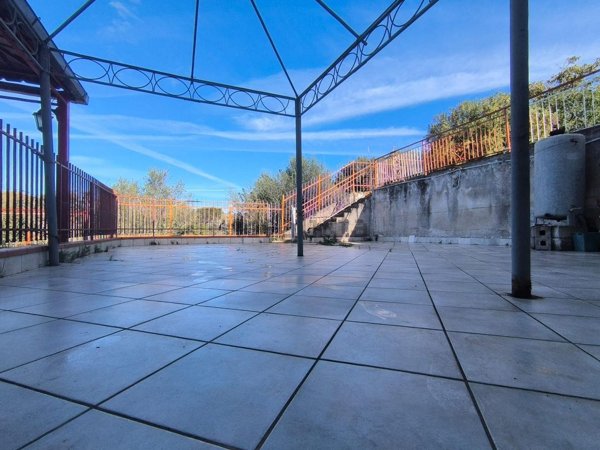 appartamento in vendita a Laureana Cilento