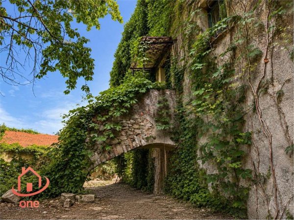 casale in vendita a Laureana Cilento