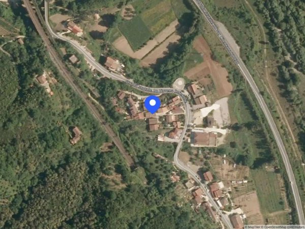 appartamento in vendita a Lustra in zona Ponti Rossi