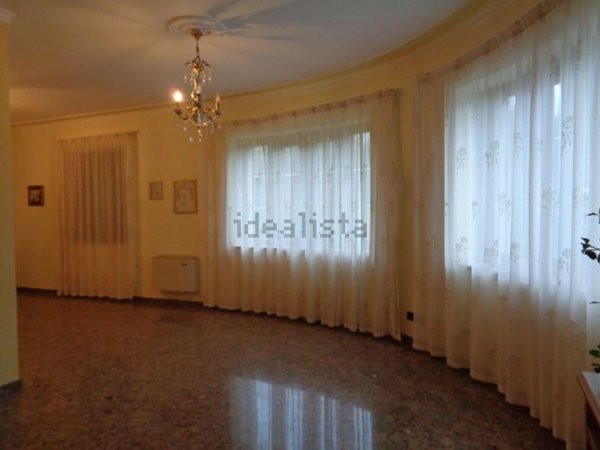 casa indipendente in vendita a Lustra in zona Rocca Cilento