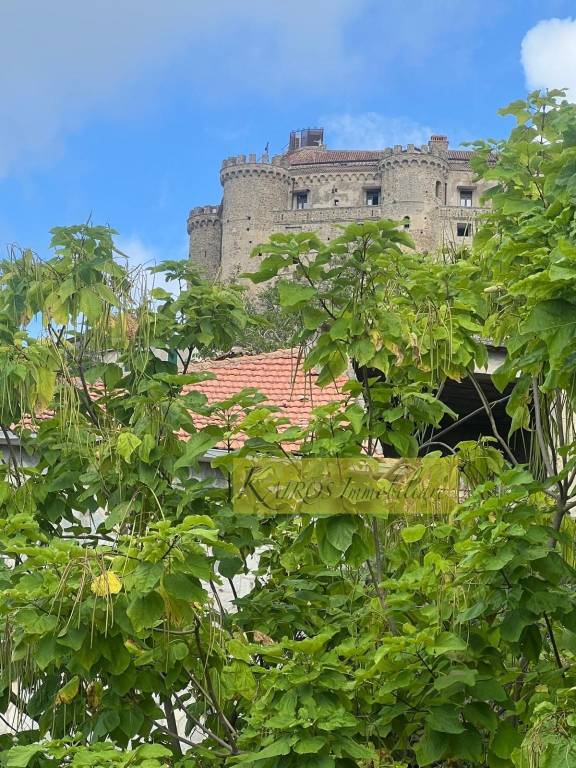 appartamento in vendita a Lustra in zona Rocca Cilento