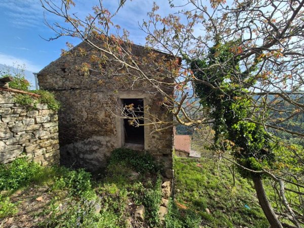 casa indipendente in vendita a Lustra in zona Rocca Cilento