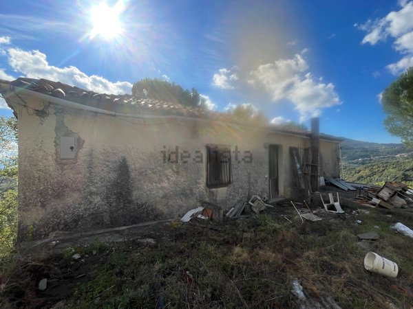 quadrivano in vendita a Lustra in zona Rocca Cilento