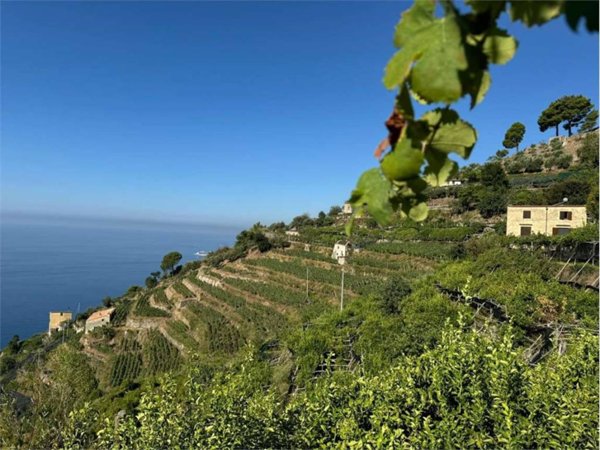 casa indipendente in vendita a Maiori