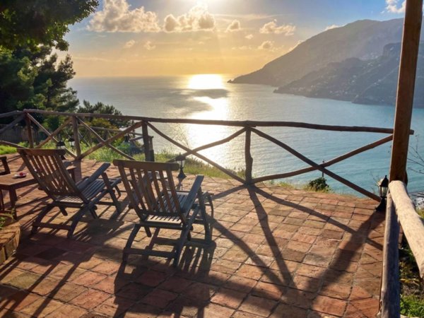 casa indipendente in vendita a Maiori