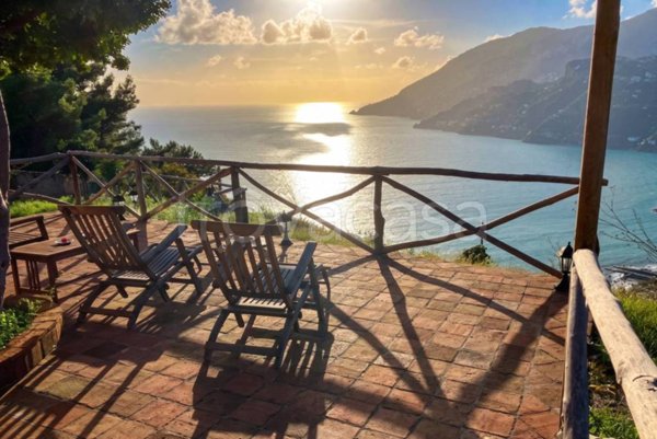 casa indipendente in vendita a Maiori