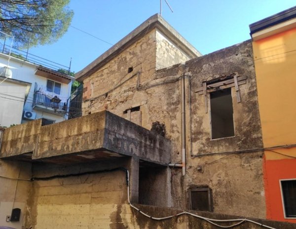 casa indipendente in vendita a Mercato San Severino