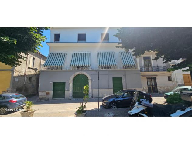 casa semindipendente in vendita a Mercato San Severino in zona Sant'Eustachio