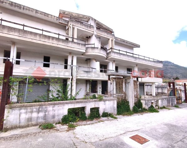 casa indipendente in vendita a Mercato San Severino