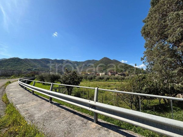 terreno agricolo in vendita a Mercato San Severino