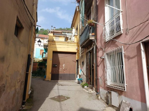 casa indipendente in vendita a Mercato San Severino in zona Pandola