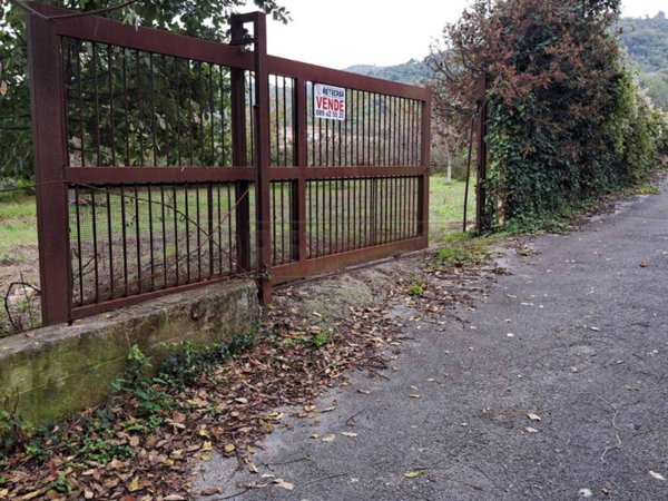 terreno agricolo in vendita a Mercato San Severino in zona Corticelle