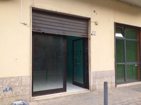 locale commerciale in vendita a Mercato San Severino