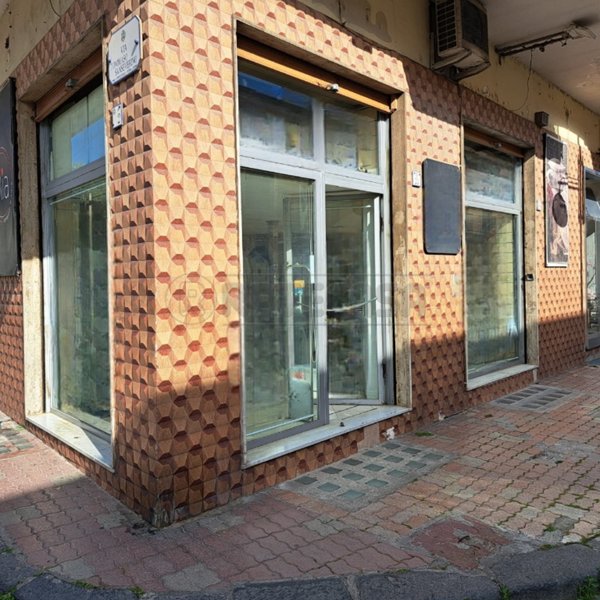 locale commerciale in vendita a Mercato San Severino