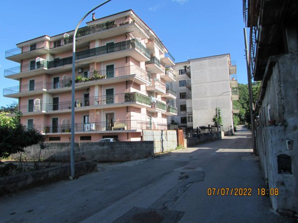 appartamento in vendita a Mercato San Severino in zona Sant'Angelo