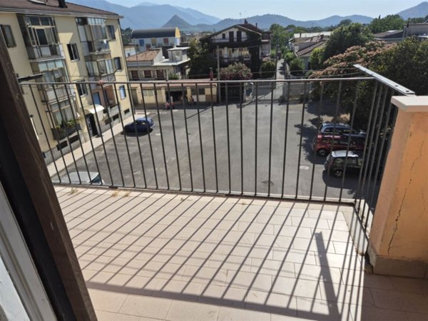 appartamento in vendita a Mercato San Severino in zona Piazza del Galdo