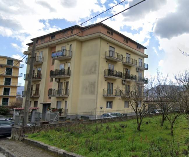 appartamento in vendita a Mercato San Severino in zona Lombardi