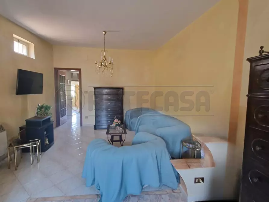 casa indipendente in vendita a Mercato San Severino in zona Sant'Eustachio