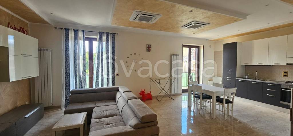 appartamento in vendita a Mercato San Severino in zona Pandola
