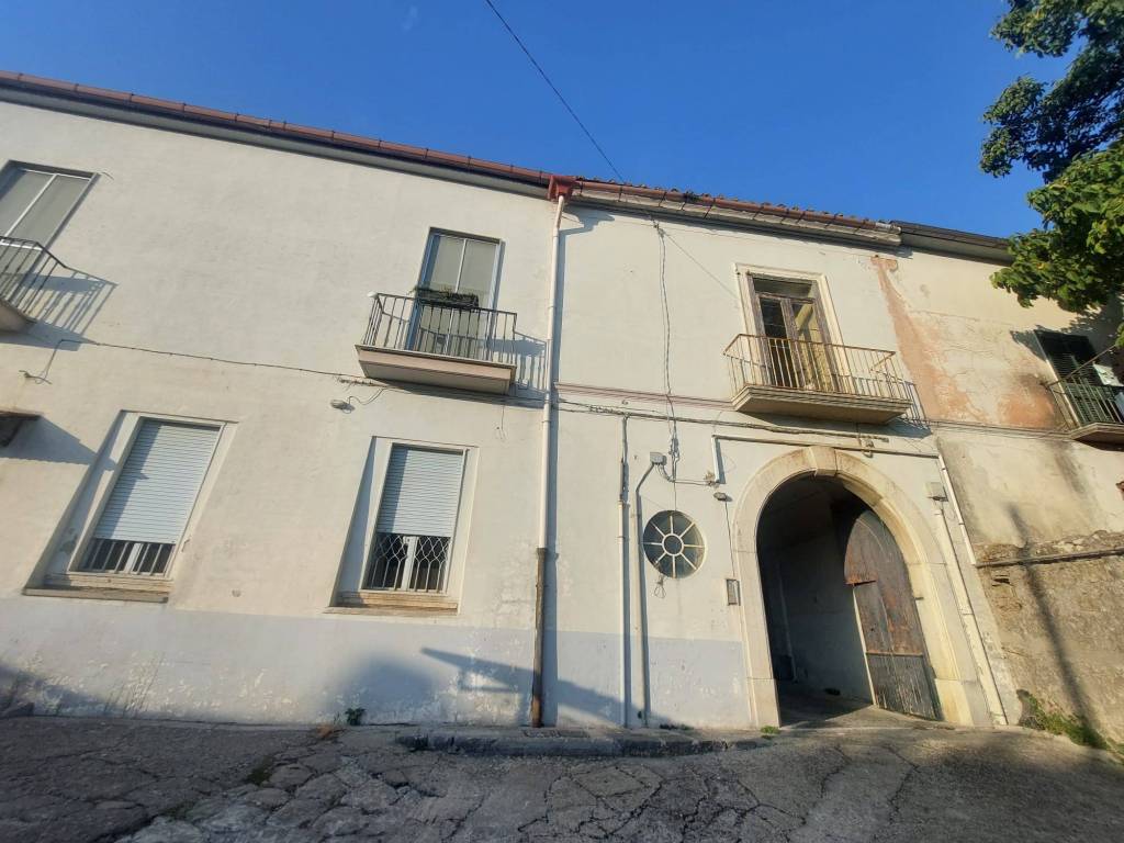 appartamento in vendita a Mercato San Severino in zona San Vincenzo