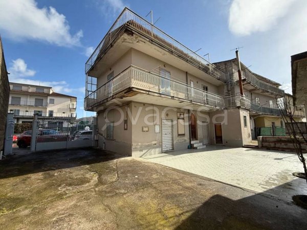 casa indipendente in vendita a Mercato San Severino