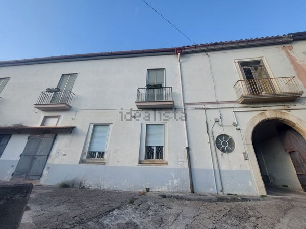appartamento in vendita a Mercato San Severino in zona San Vincenzo