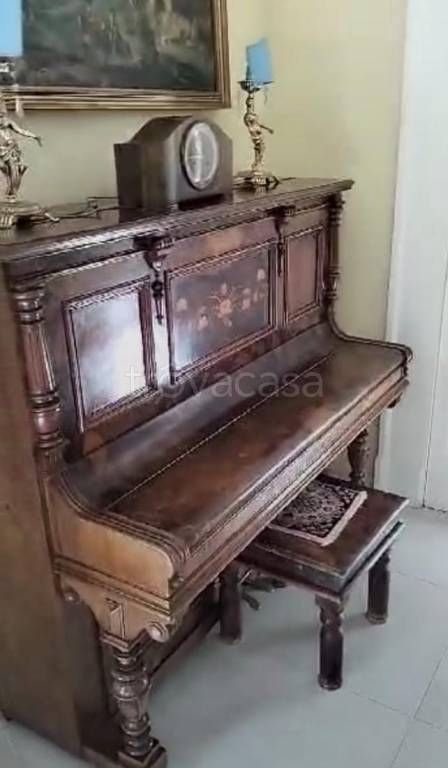 casa indipendente in vendita a Mercato San Severino