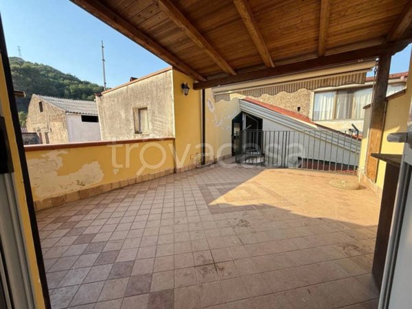 casa indipendente in vendita a Mercato San Severino