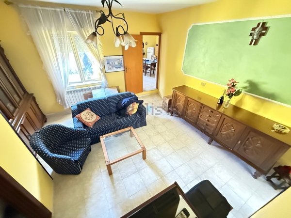 casa indipendente in vendita a Mercato San Severino